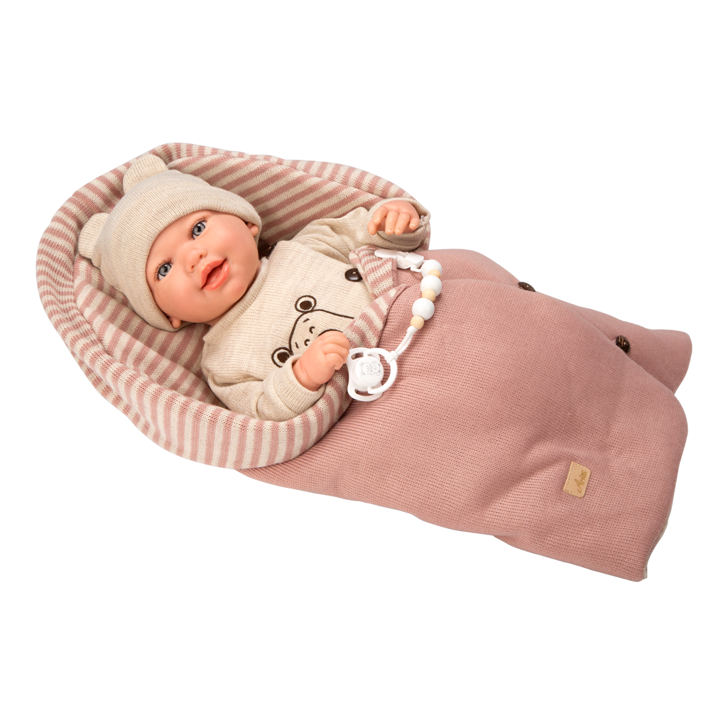 Arias Reborn lėlė kūdikėlis su smėlio spalvos rūbeliais, 45 cm – Pupuliuk.lt