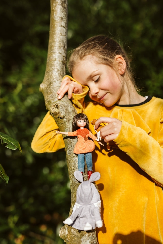 Lottie lėlė Pasivaikščiojimas parke – Pupuliuk.lt